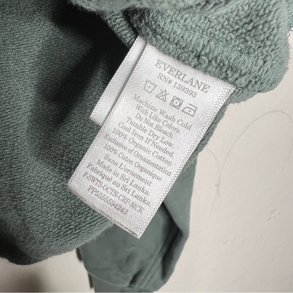 Women's Green Sweater - Picture 7 of 7